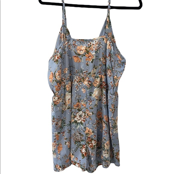 SHEIN Romper - Picture 4 of 5